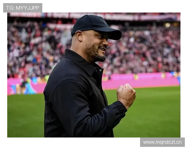 孔帕尼穿西装走超市，那反差我看一辈子都忘不了！