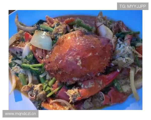 石智勇训练完吃五顿饭，我连外卖自由都没有